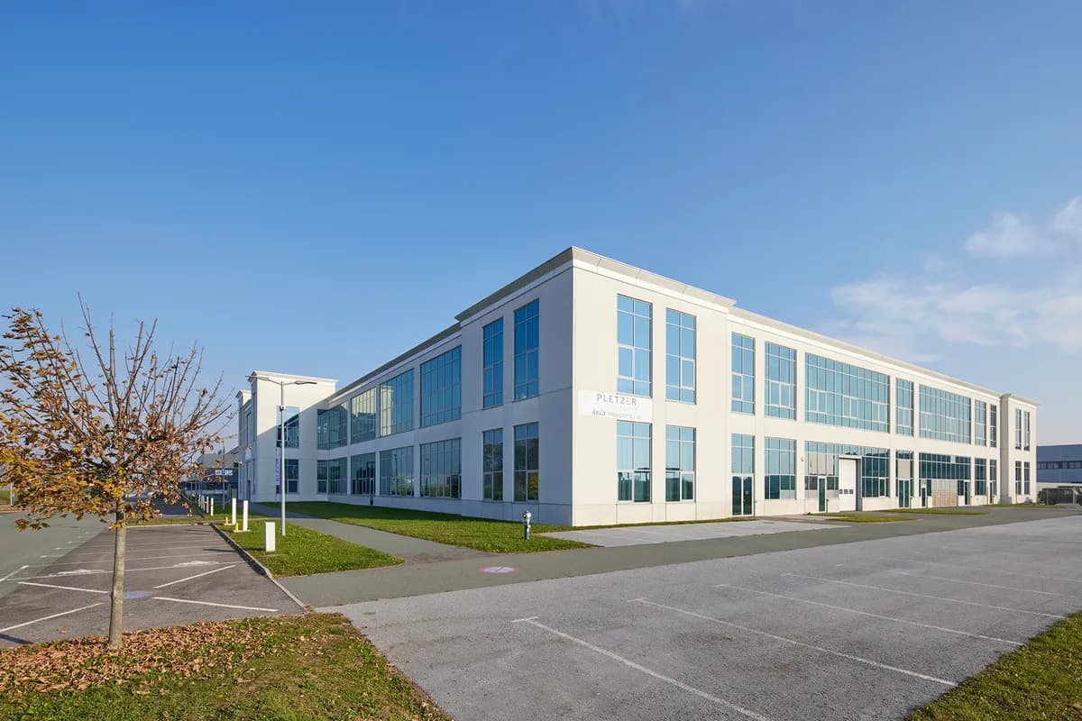 Gewerbeimmobilie mieten in Graz-Umgebung – 438 m², € 12 – Bild 2 von 10