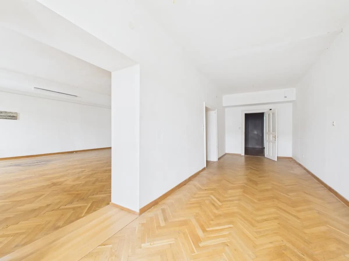4-Zimmer-Gewerbeimmobilie mieten in Linz – 169 m², € 2.457 – Bild 2 von 8