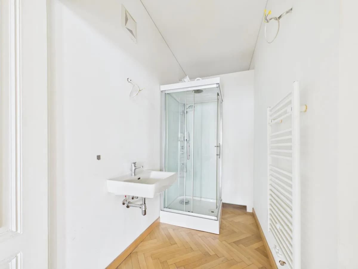 4-Zimmer-Gewerbeimmobilie mieten in Linz – 169 m², € 2.457 – Bild 4 von 8