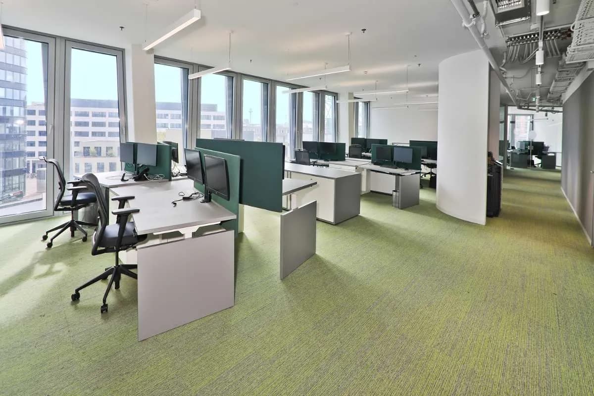 Gewerbeimmobilie mieten in Wien – 853 m², € 19 – Bild 2 von 11