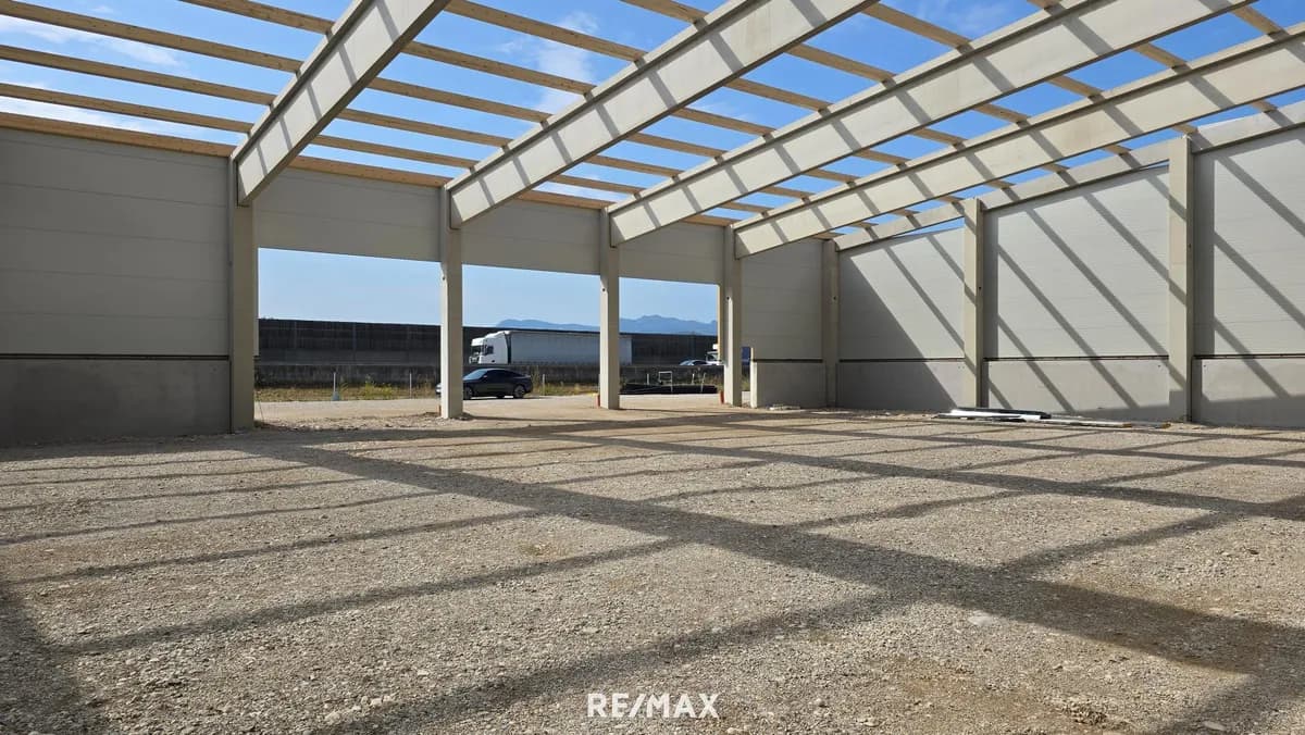 Gewerbeimmobilie mieten in Gmunden – 1 200 m², € 10.920 – Bild 5 von 5