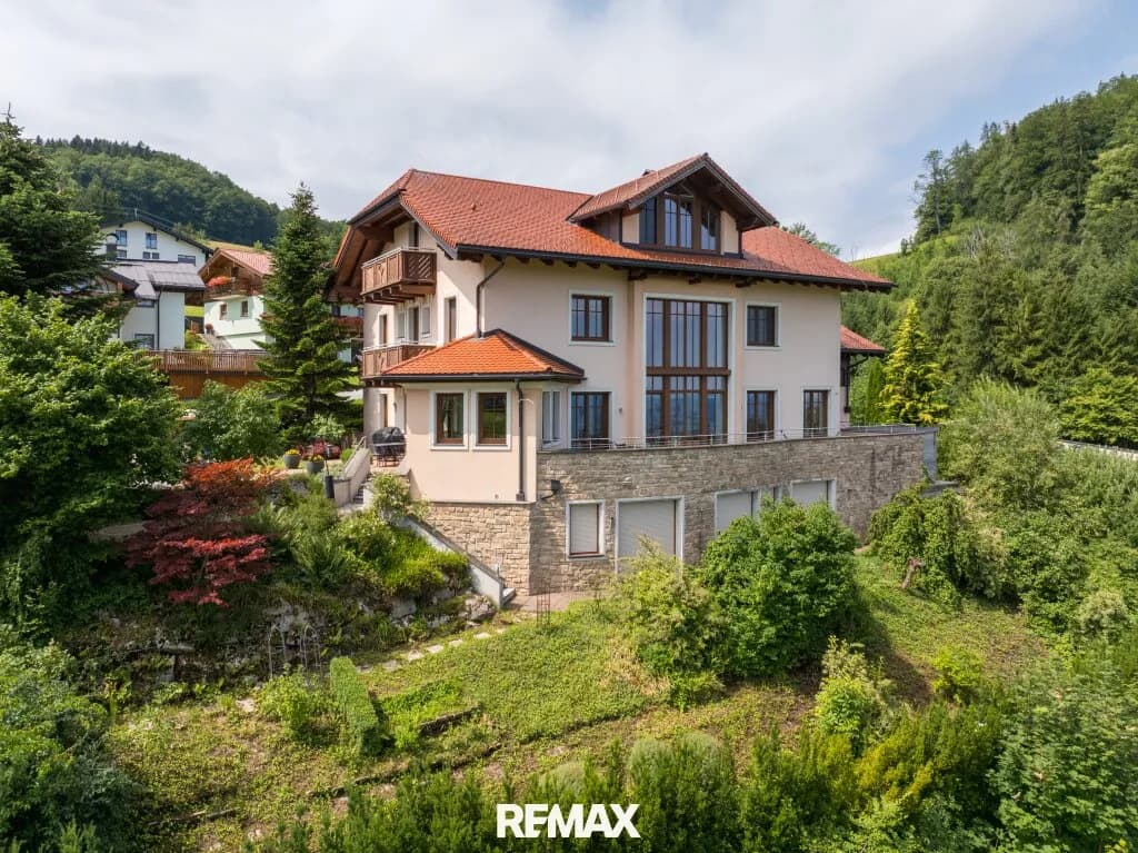 10-Zimmer-Haus kaufen in Hallein – 426,18 m², € 1.795.000