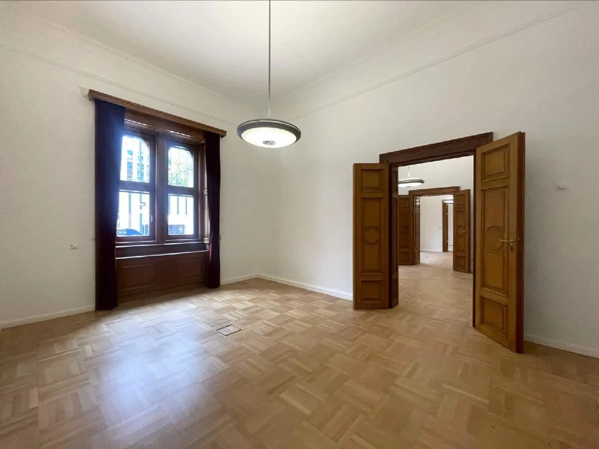 4-Zimmer-Gewerbeimmobilie mieten in Wien – 137 m², € 3.316