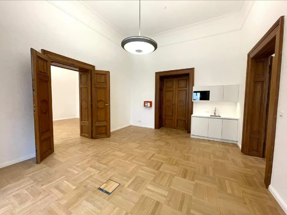 4-Zimmer-Gewerbeimmobilie mieten in Wien – 137 m², € 3.316 – Bild 2 von 9