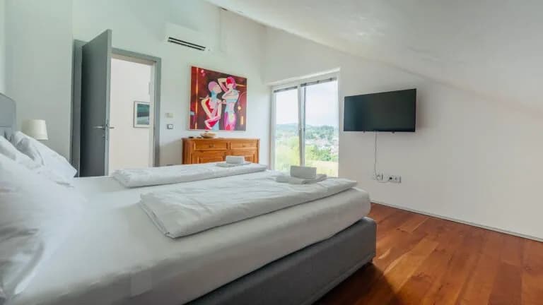 6-Zimmer-Immobilie kaufen in Linz Land – 220 m², € 1.890.000 – Bild 30 von 32