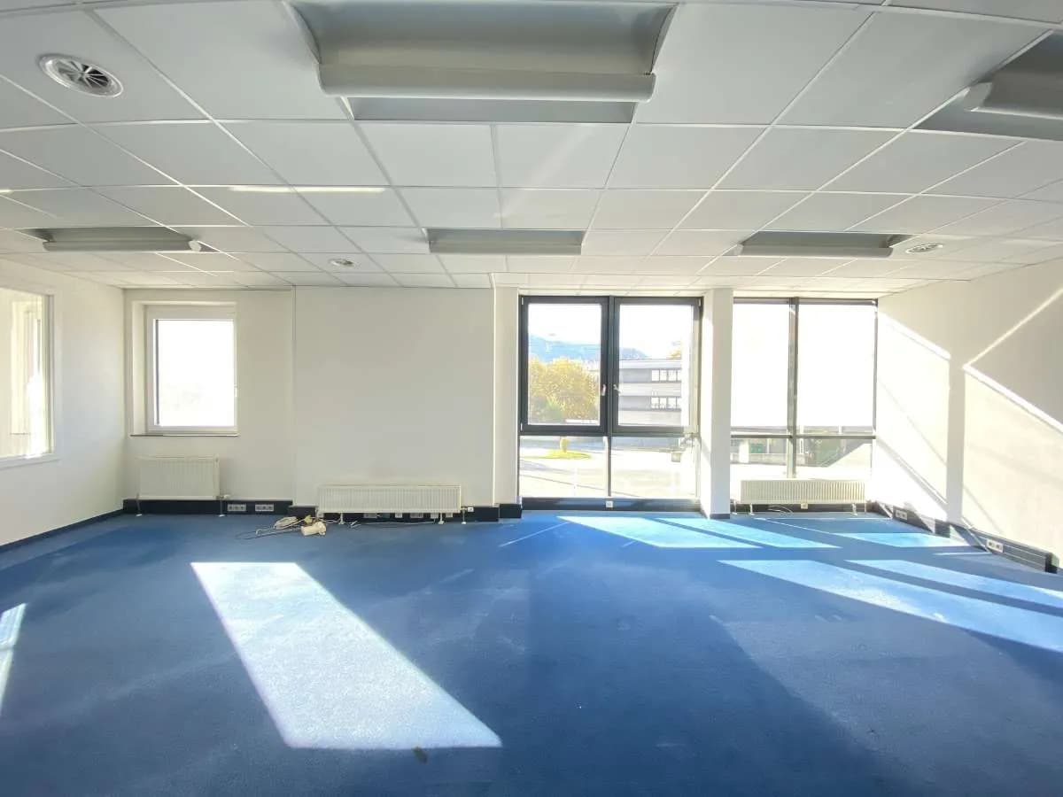 Gewerbeimmobilie mieten in Salzburg Stadt – 125 m², € 1.973 – Bild 8 von 12