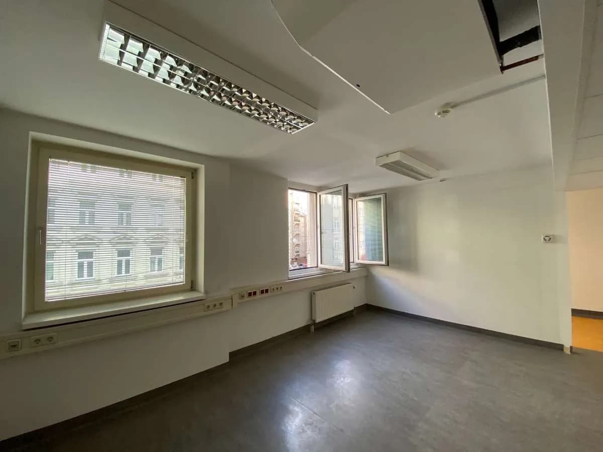 Gewerbeimmobilie mieten in Wien – 136 m², € 1.716 – Bild 1 von 7