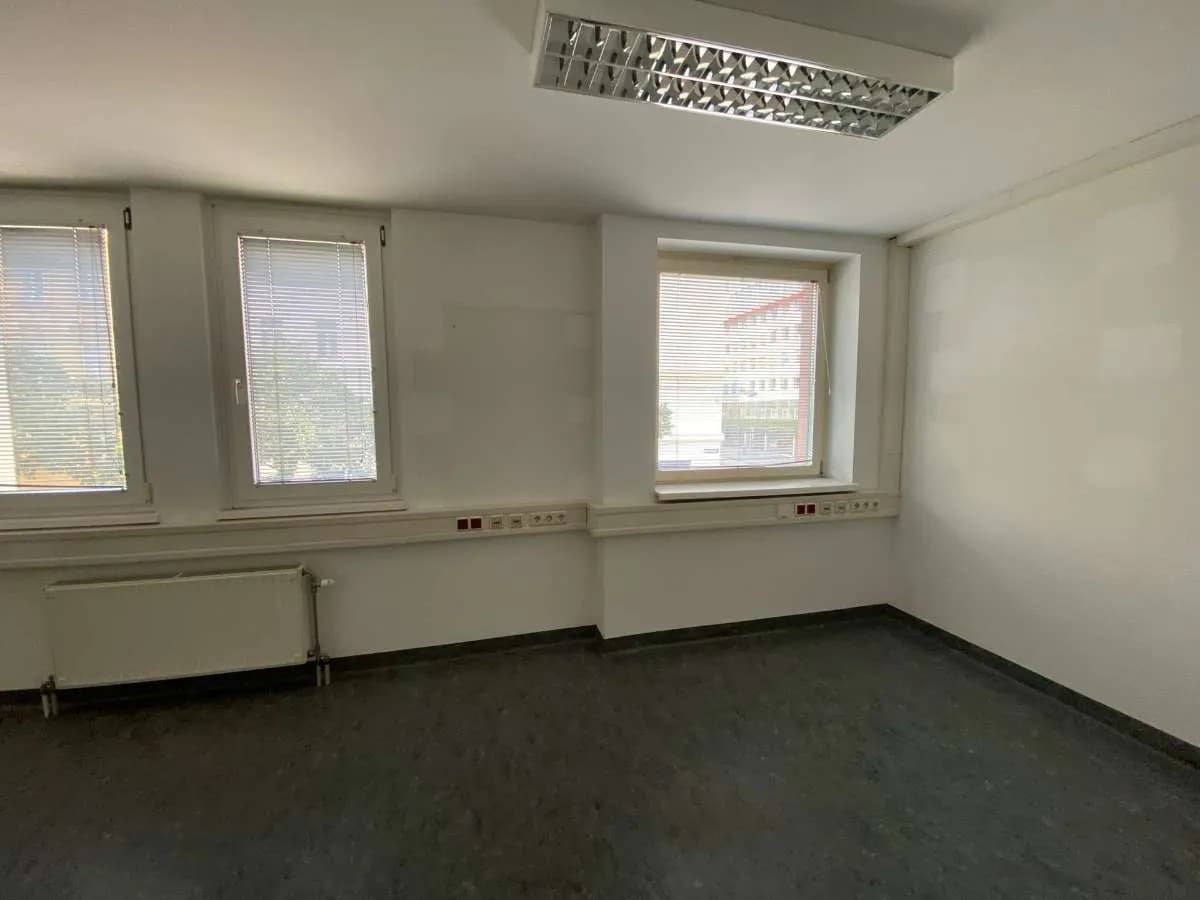 Gewerbeimmobilie mieten in Wien – 136 m², € 1.716 – Bild 4 von 7