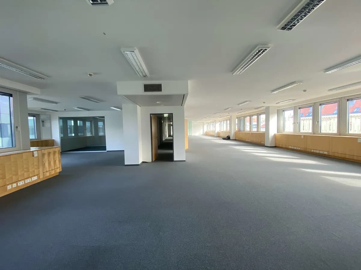 Gewerbeimmobilie mieten in Wien – 398 m², € 15 – Bild 11 von 13