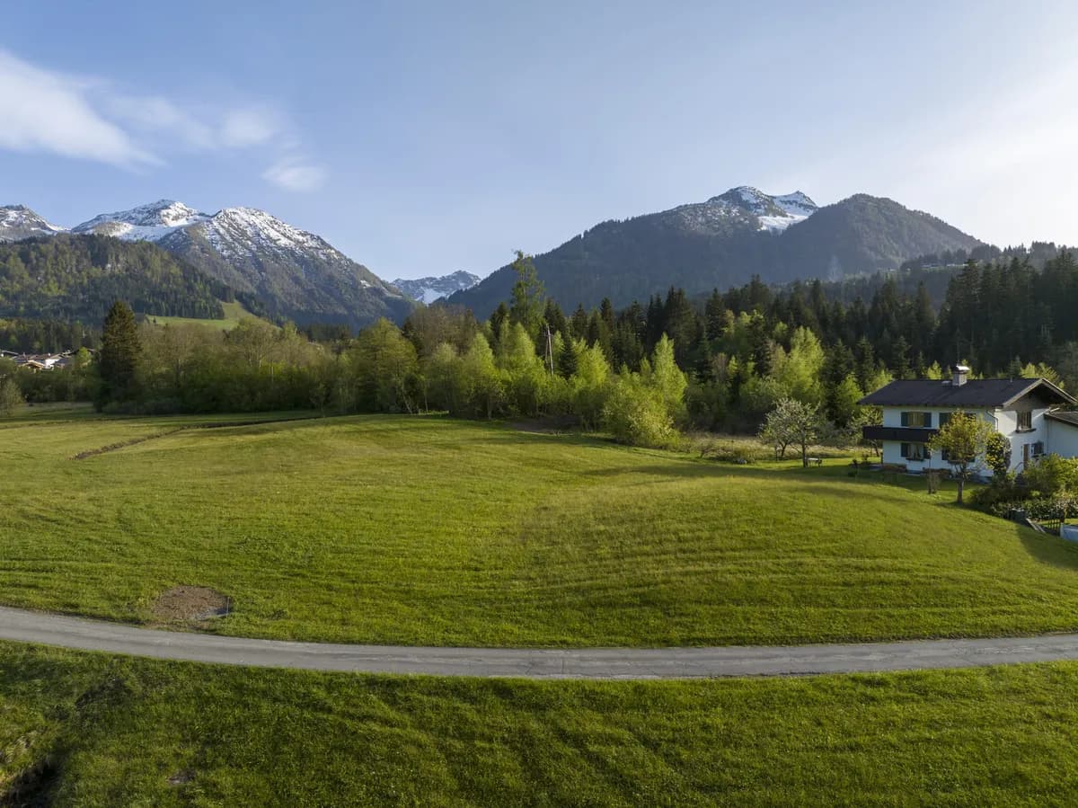 Grundstück kaufen in Kitzbühel – 812 m², € 810.000 – Bild 1 von 5