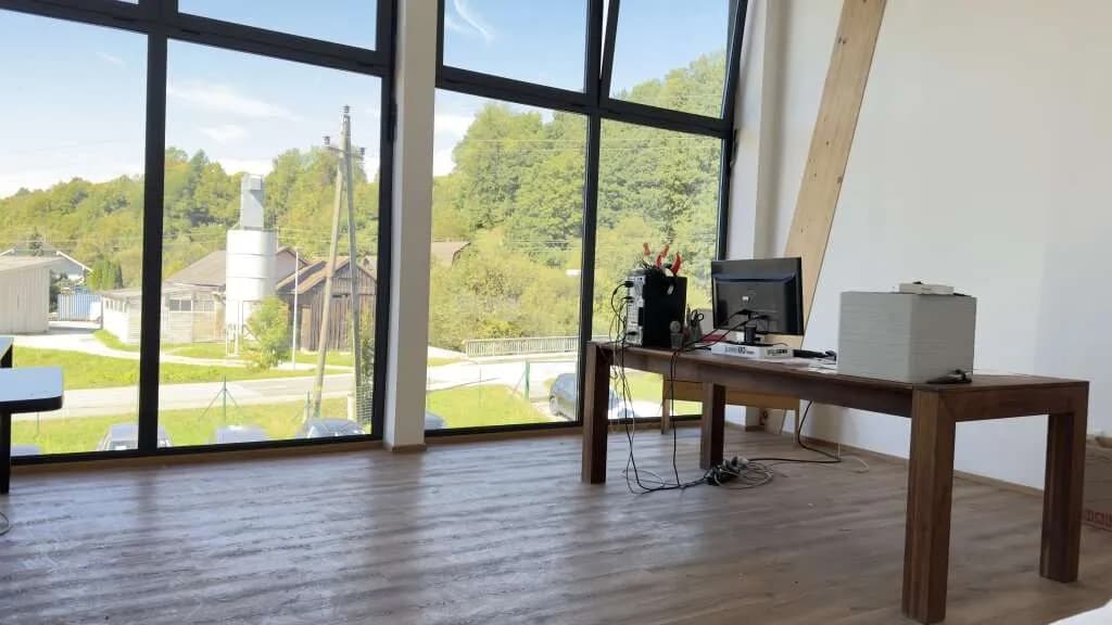 Gewerbeimmobilie mieten in Vöcklabruck – 27 m², € 667