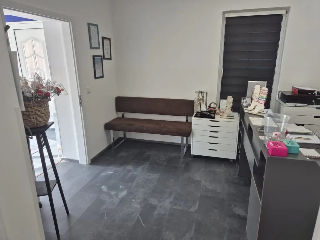 8-Zimmer-Haus kaufen in Wiener Neustadt – 360 m², € 785.000 – Bild 5 von 21