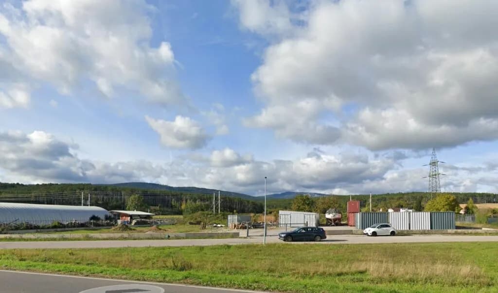 Immobilie kaufen in Neunkirchen – 5 000 m², € 550.000 – Bild 3 von 4