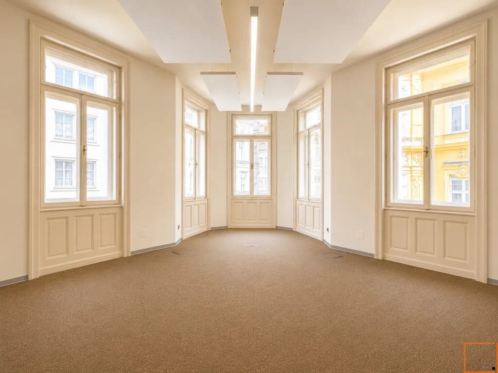 15-Zimmer-Gewerbeimmobilie mieten in Wien – 410 m², € 8.249