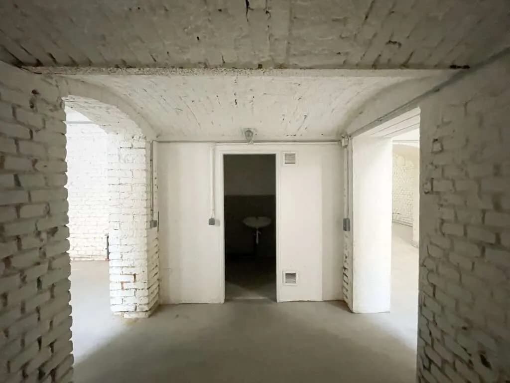 15-Zimmer-Gewerbeimmobilie mieten in Wien – 291 m², € 1.907 – Bild 11 von 28