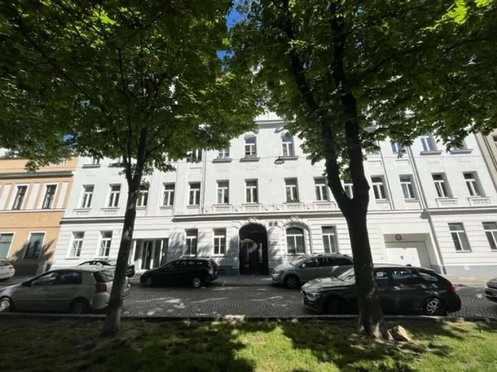 15-Zimmer-Gewerbeimmobilie mieten in Wien – 291 m², € 1.907 – Bild 27 von 28