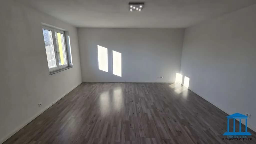 2-Zimmer-Gewerbeimmobilie mieten in Wiener Neustadt Land – 62 m², € 599 – Bild 4 von 16