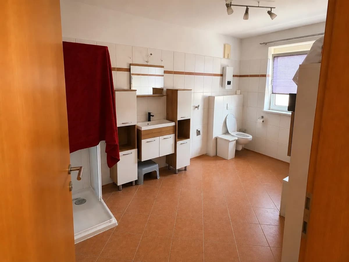 Haus mieten in Linz Land – 135 m², € 2.100 – Bild 6 von 10
