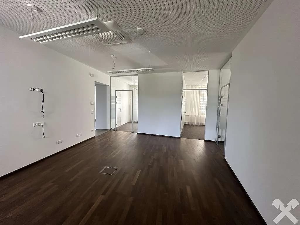6-Zimmer-Gewerbeimmobilie mieten in Graz-Umgebung – 132 m², € 1.894 – Bild 4 von 9