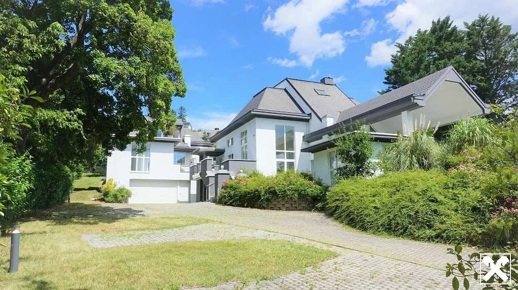 7-Zimmer-Immobilie kaufen in Mödling – 600 m², € 3.800.000
