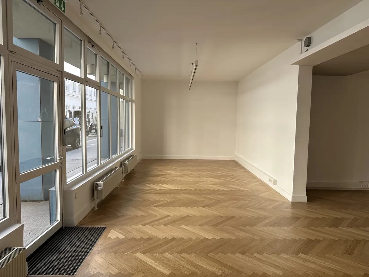 Gewerbeimmobilie mieten in Wien – 123 m², € 2.359 – Bild 1 von 12