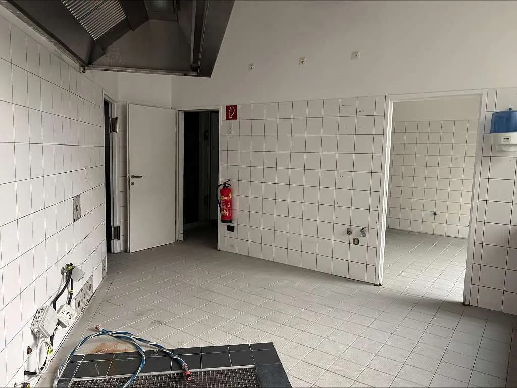 Gewerbeimmobilie mieten in Wien – 417 m², € 7.823 – Bild 11 von 13