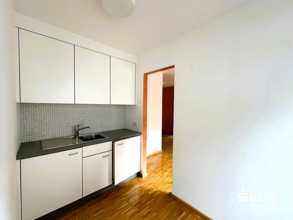 3-Zimmer-Gewerbeimmobilie mieten in Dornbirn – 73 m², € 934