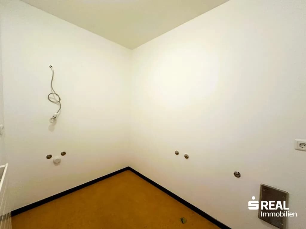 3-Zimmer-Gewerbeimmobilie mieten in Dornbirn – 73 m², € 934 – Bild 5 von 8