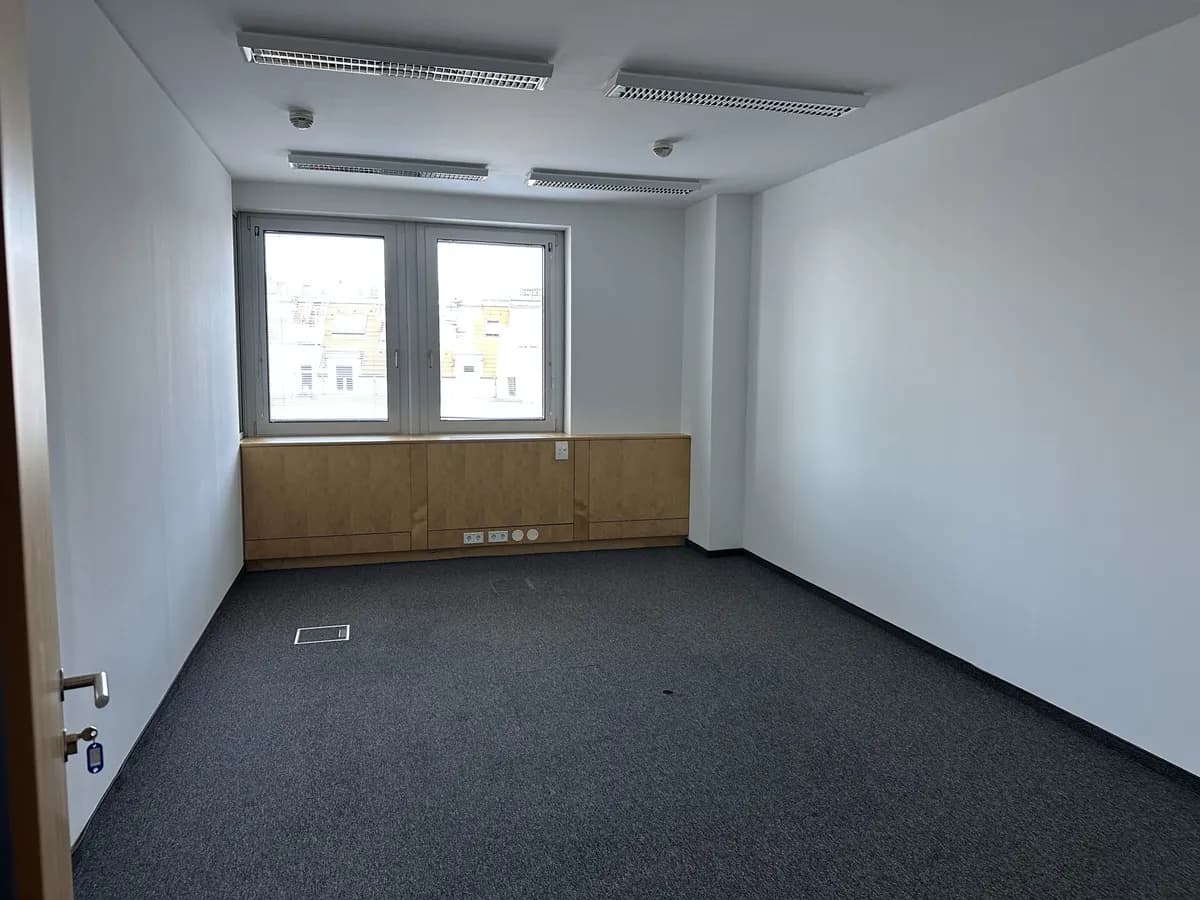 Gewerbeimmobilie mieten in Wien – 583 m², € 10.424 – Bild 4 von 8