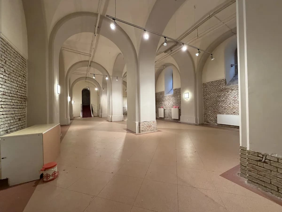 Gewerbeimmobilie mieten in Wien – 721 m², € 9 – Bild 4 von 9
