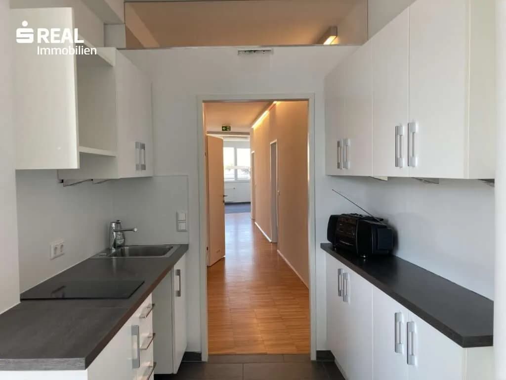 Gewerbeimmobilie mieten in Salzburg Stadt – 245 m², € 3.269 – Bild 14 von 16