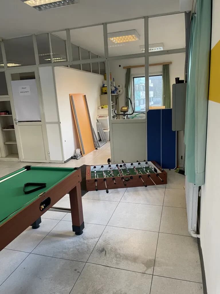 8-Zimmer-Gewerbeimmobilie mieten in Vöcklabruck – 233 m², € 1.977 – Bild 13 von 19