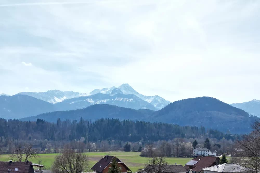 Grundstück kaufen in Villach Land – 1 800 m², € 195.000