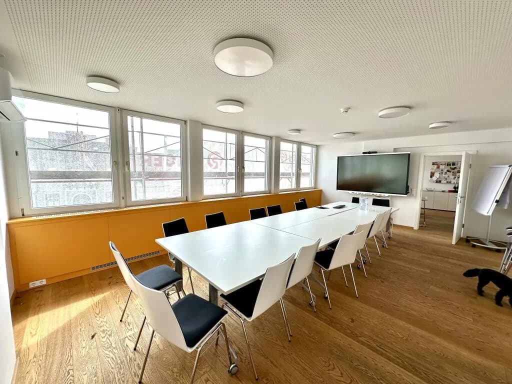 15-Zimmer-Gewerbeimmobilie mieten in Graz – 400 m², € 3.987 – Bild 2 von 31
