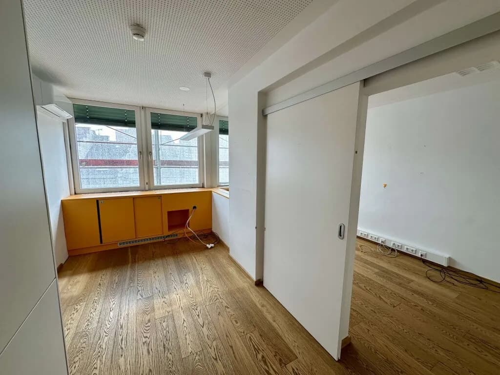 15-Zimmer-Gewerbeimmobilie mieten in Graz – 400 m², € 3.987 – Bild 16 von 31