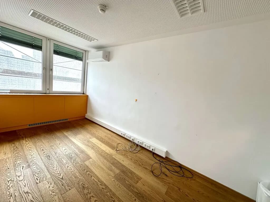 15-Zimmer-Gewerbeimmobilie mieten in Graz – 400 m², € 3.987 – Bild 17 von 31