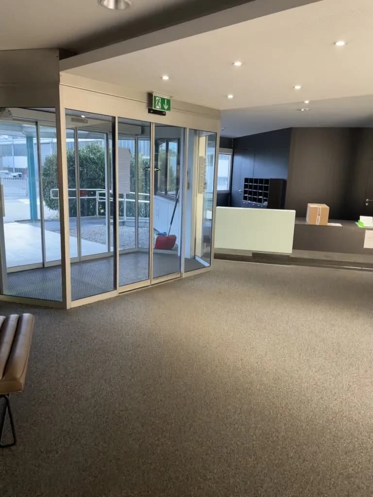 4-Zimmer-Gewerbeimmobilie mieten in Vöcklabruck – 126 m², € 1.323 – Bild 2 von 19