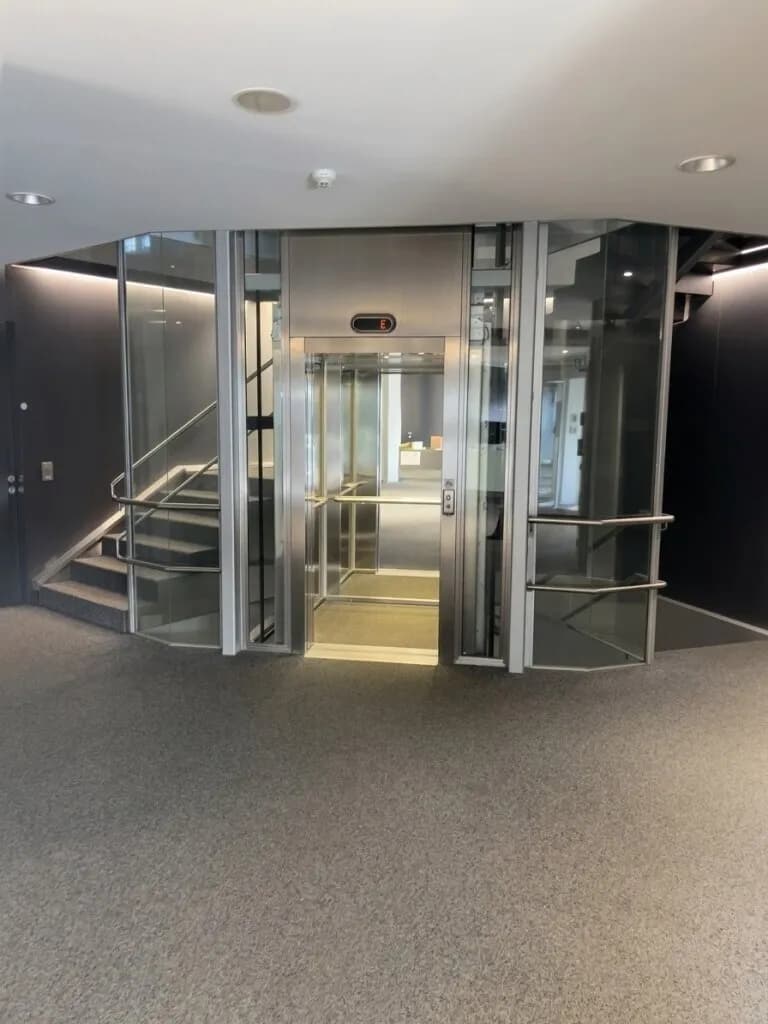 4-Zimmer-Gewerbeimmobilie mieten in Vöcklabruck – 126 m², € 1.323 – Bild 3 von 19