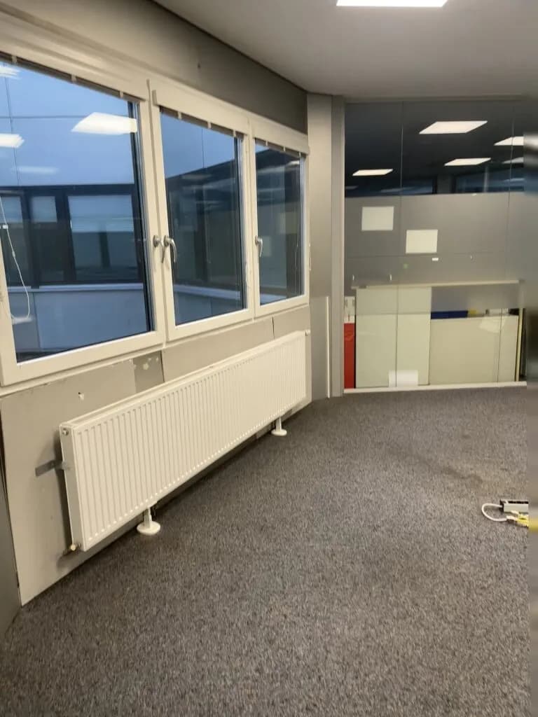 4-Zimmer-Gewerbeimmobilie mieten in Vöcklabruck – 126 m², € 1.323 – Bild 9 von 19