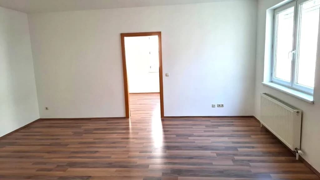 2-Zimmer-Wohnung kaufen in Hollabrunn – 85 m², € 175.000