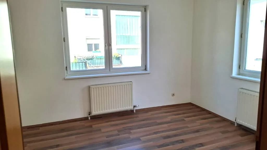 2-Zimmer-Wohnung kaufen in Hollabrunn – 85 m², € 175.000 – Bild 2 von 15