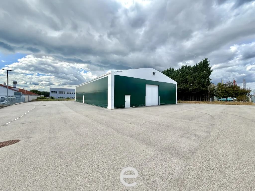 Gewerbeimmobilie mieten in Korneuburg – 606 m², € 3.060