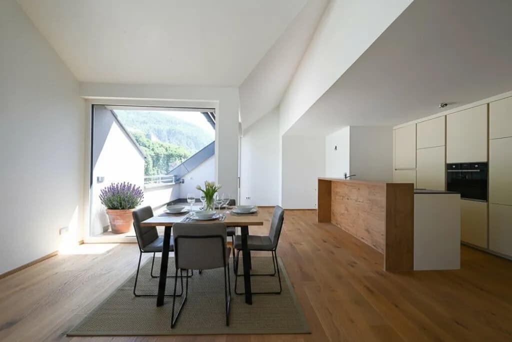 3-Zimmer-Wohnung mieten in Kufstein – 110 m², € 1.735 – Bild 3 von 8