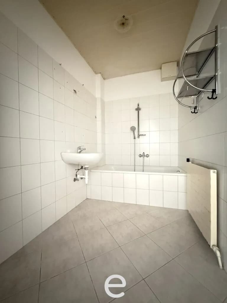 3-Zimmer-Wohnung mieten in Wels – 90 m², € 996 – Bild 8 von 14