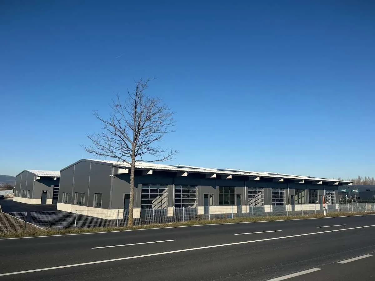 Gewerbeimmobilie mieten in Baden – 2 082 m², € 10 – Bild 7 von 49