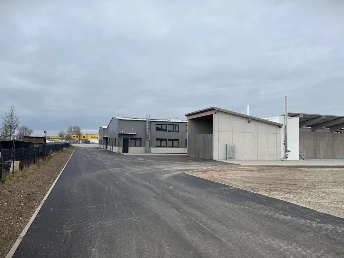 Gewerbeimmobilie mieten in Baden – 2 082 m², € 10 – Bild 24 von 49