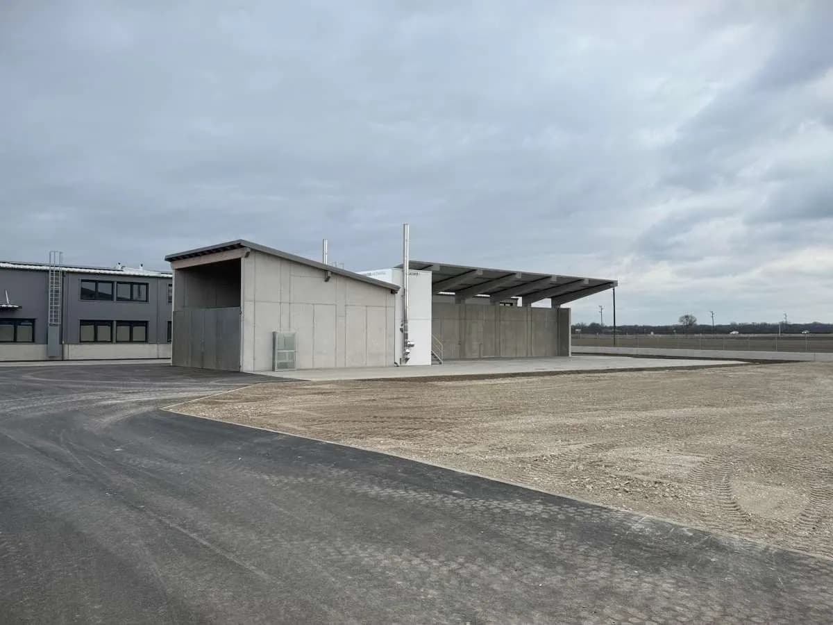 Gewerbeimmobilie mieten in Baden – 2 082 m², € 10 – Bild 25 von 49