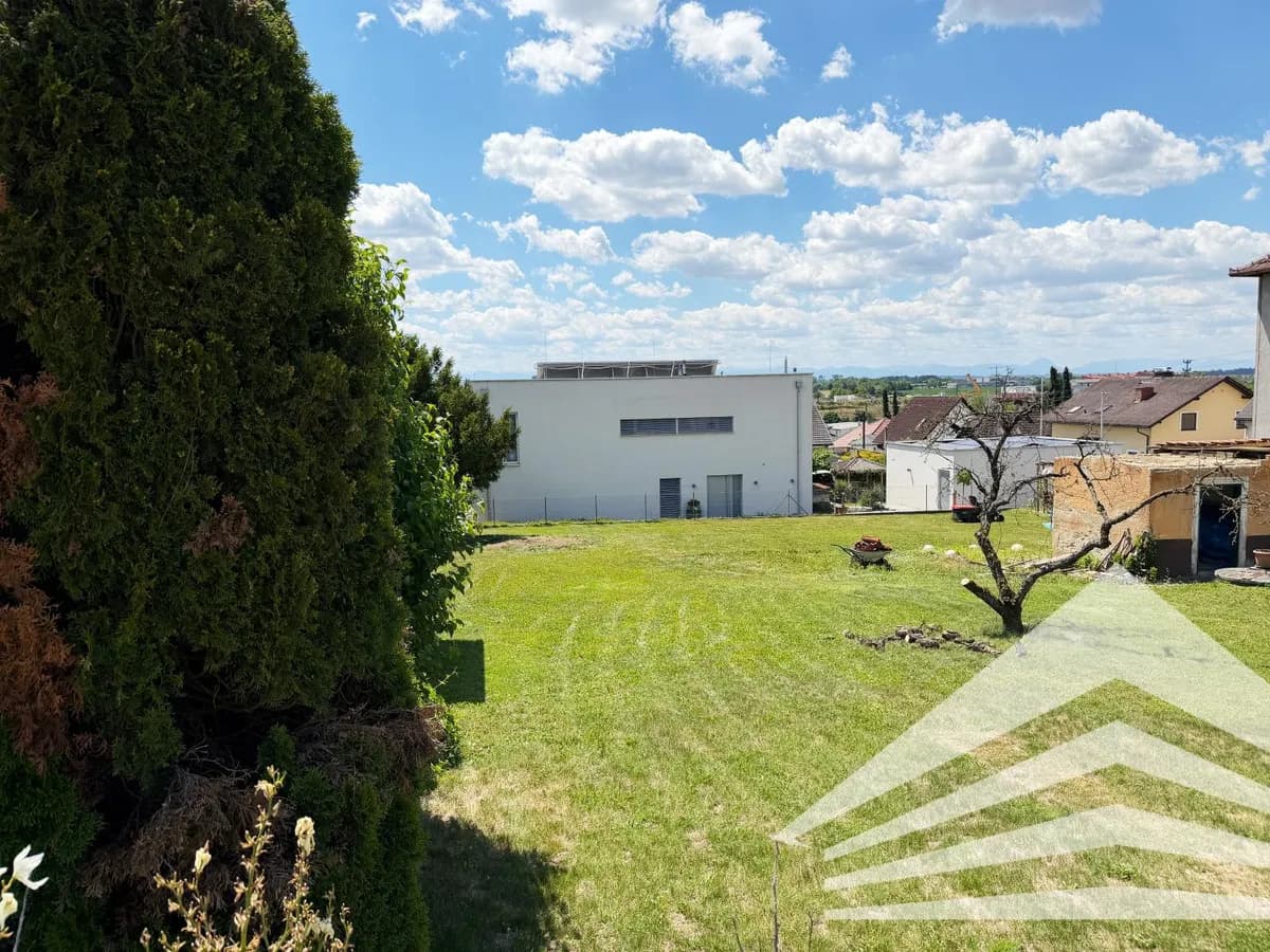 Grundstück kaufen in Linz Land – 650 m², € 585.000