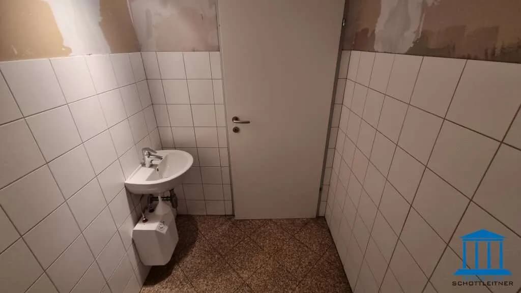 Gewerbeimmobilie mieten in Wiener Neustadt – 204 m², € 1.923 – Bild 12 von 22