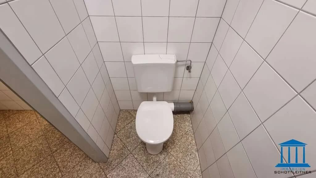 Gewerbeimmobilie mieten in Wiener Neustadt – 204 m², € 1.923 – Bild 13 von 22
